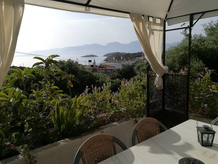 Appartement de vacances pour 4 personnes, avec jardin