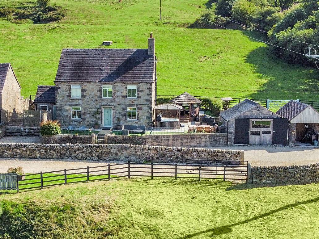 Hollydale in Staffordshire