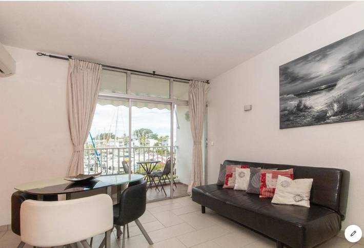 Appartement de vacances pour 4 personnes, avec terrasse et vue