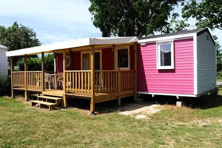 Camping pour 8 personnes à Longeville-sur-Mer
