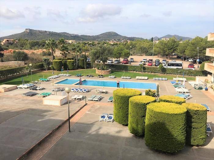 Ferienwohnung für 4 Personen, mit Balkon und Pool sowie Garten, kinderfreundlich in Cala Bona - 2