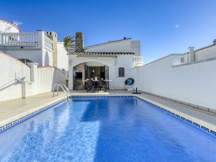 Ferienhaus für 4 Personen, mit Terrasse und Garten, mit Haustier in Empuriabrava - 2