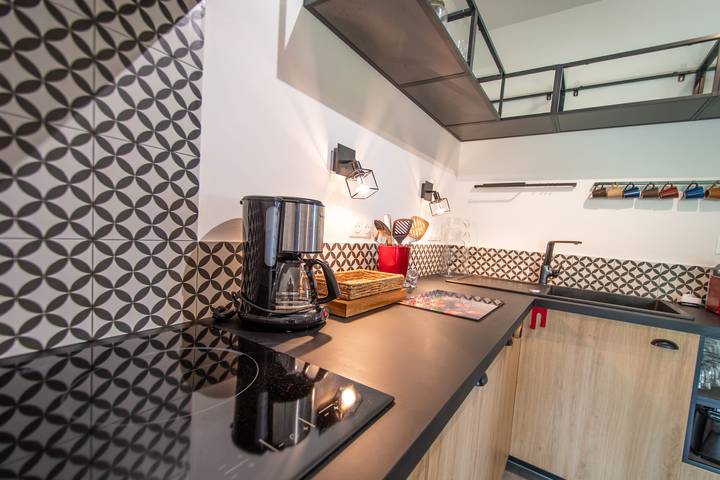 Apartamento vacacional entero, Elda : appart rez de jardin et piscine  chauffée à 7 min de Calvi et plages in Calenzana, Region de Calvi