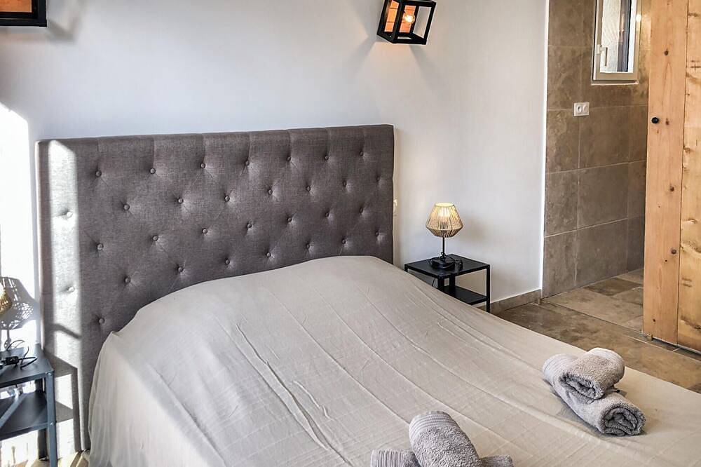 Schönes Haus in Grignan mit privatem Swimmingpool, der drinnen oder draußen. in Grignan, Nyons und Umgebung