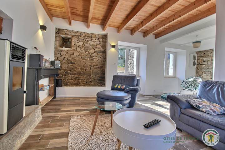 Gîte pour 5 personnes, avec jardin et terrasse à Plouézec - 2