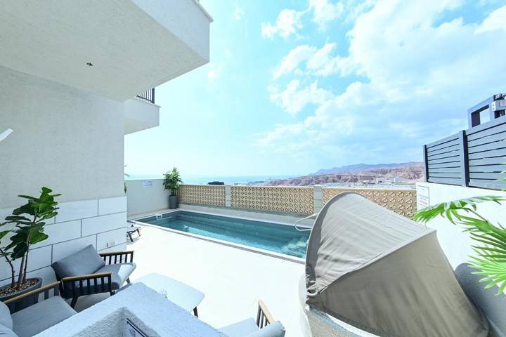 Chalet para 10 personas, con terraza además de vistas y piscina - 1