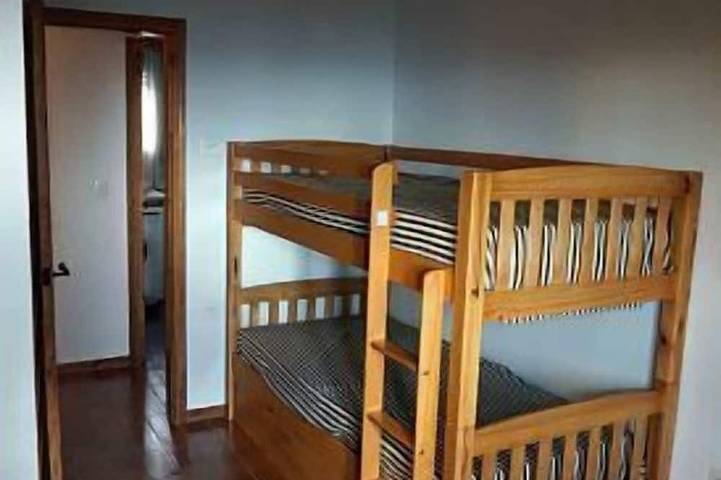 Gîte pour 9 personnes, avec jardin à Àger - 3