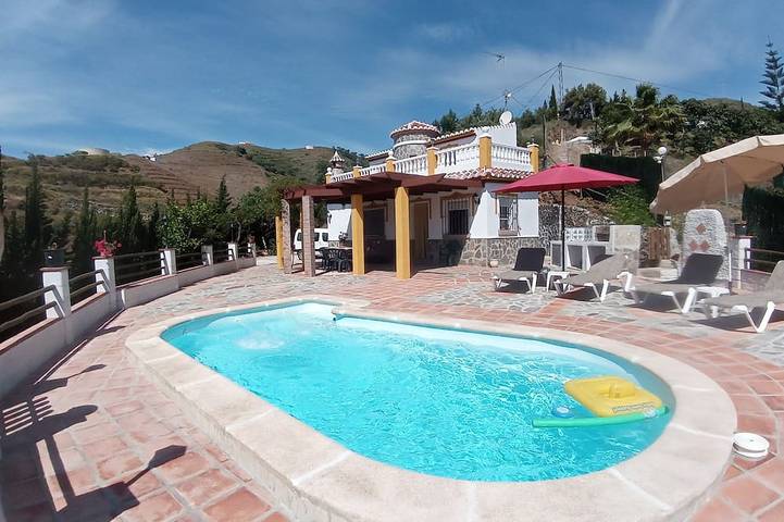 Gîte pour 6 personnes, avec Terrasse et Jardin à Torrox