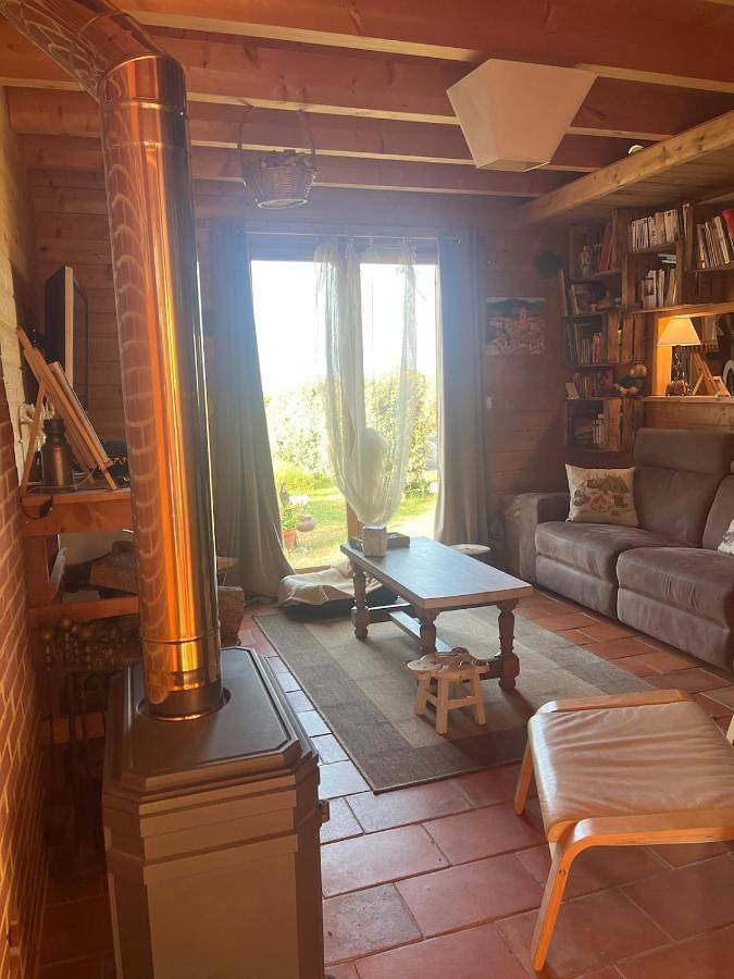 Location de vacances pour 6 personnes, avec terrasse et vue ainsi que jardin et piscine dans Lac de la Ganguise - 4