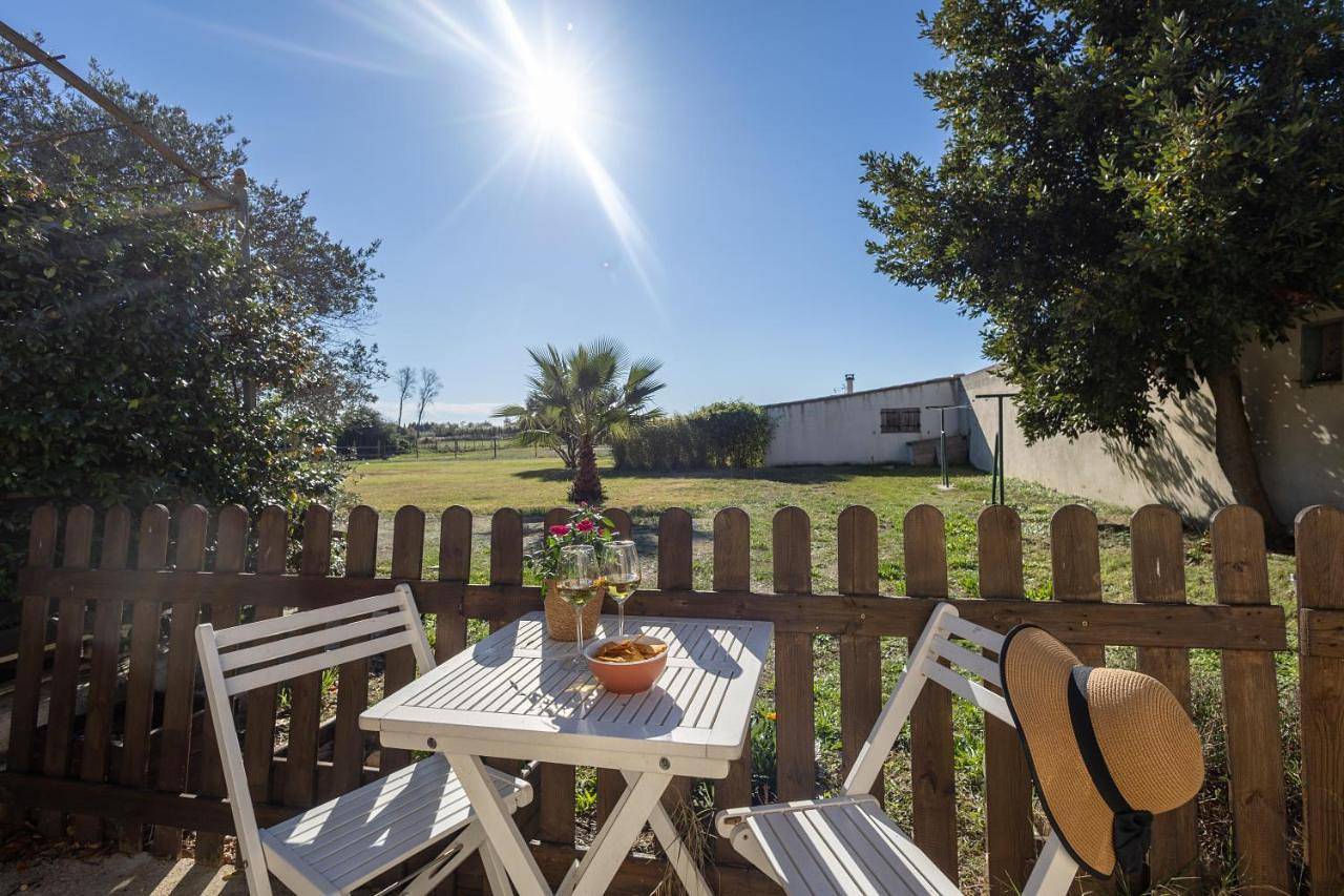 Appartement entier, « La Parenthèse » gîte en Camargue in Arles, Côte méditerranéenne (France)