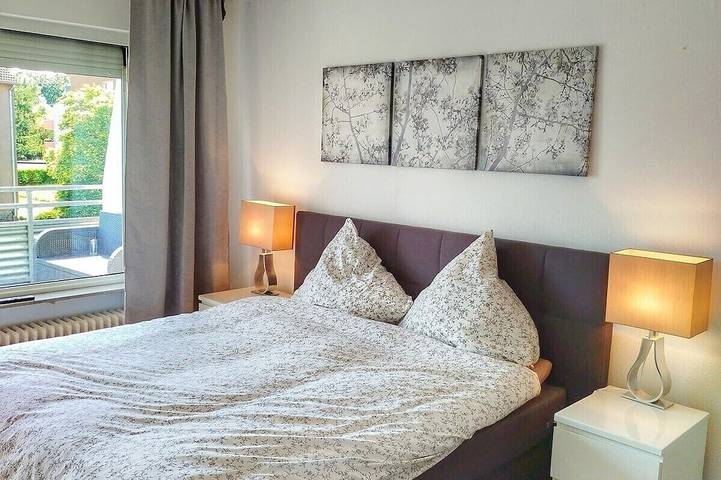 Ganze Wohnung, 2,5 Zimmer Wohnung mit Balkon in Wuppertal, Bergisches Land