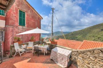 Villa per 4 Persone in Alassio, Alpi Liguri, Foto 1