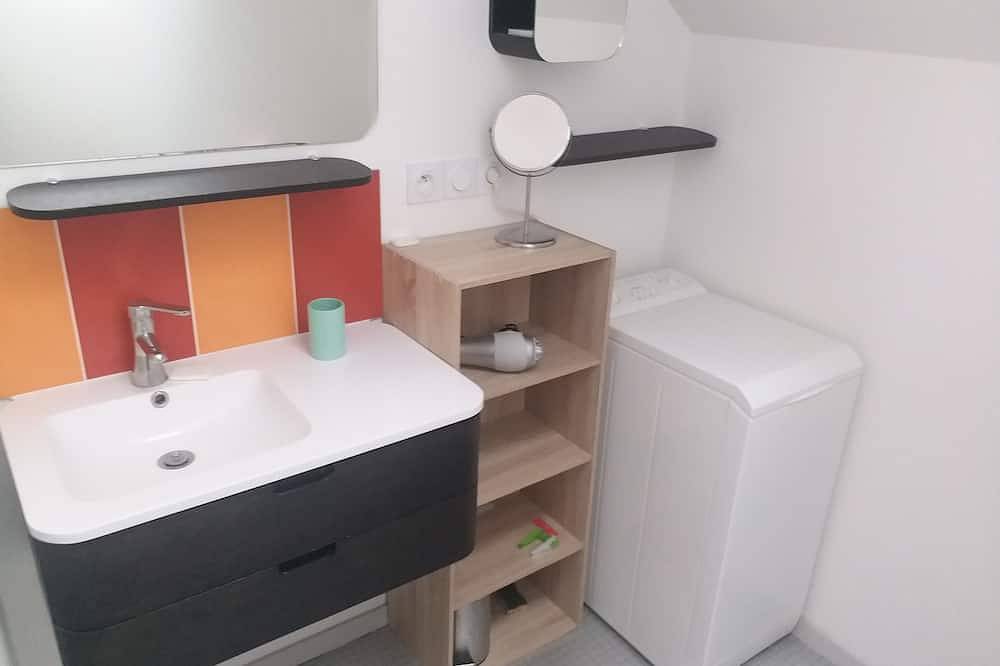 Apartamento entero, Apartamento T2 50 m², Aparcamiento gratuito in Chantepie, Región de Rennes