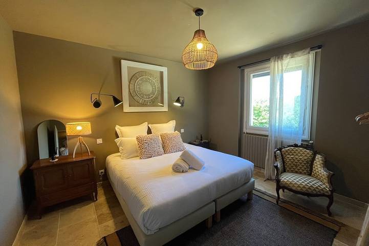 Location de vacances pour 6 personnes, avec jardin à Valojoulx - 4