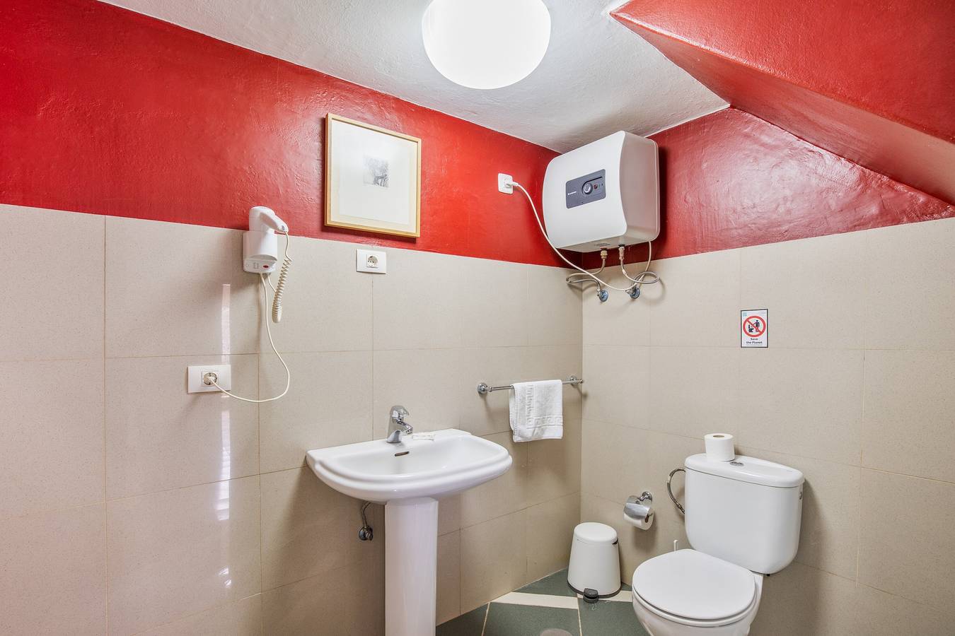 Entire apartment, Holiday Apartment 'Gáldar' with Shared Terrace, Garden & Wi-Fi in Tejeda, North Gran Canaria