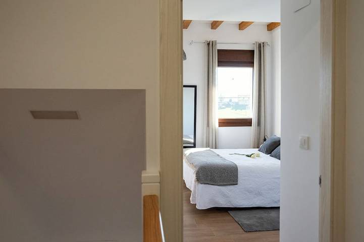 Ganze Wohnung, Pico Rubia, Apartment mit zwei Schlafzimmern, Wohnzimmer, Küche und Bad in Ampuero, Kantabrische Küste