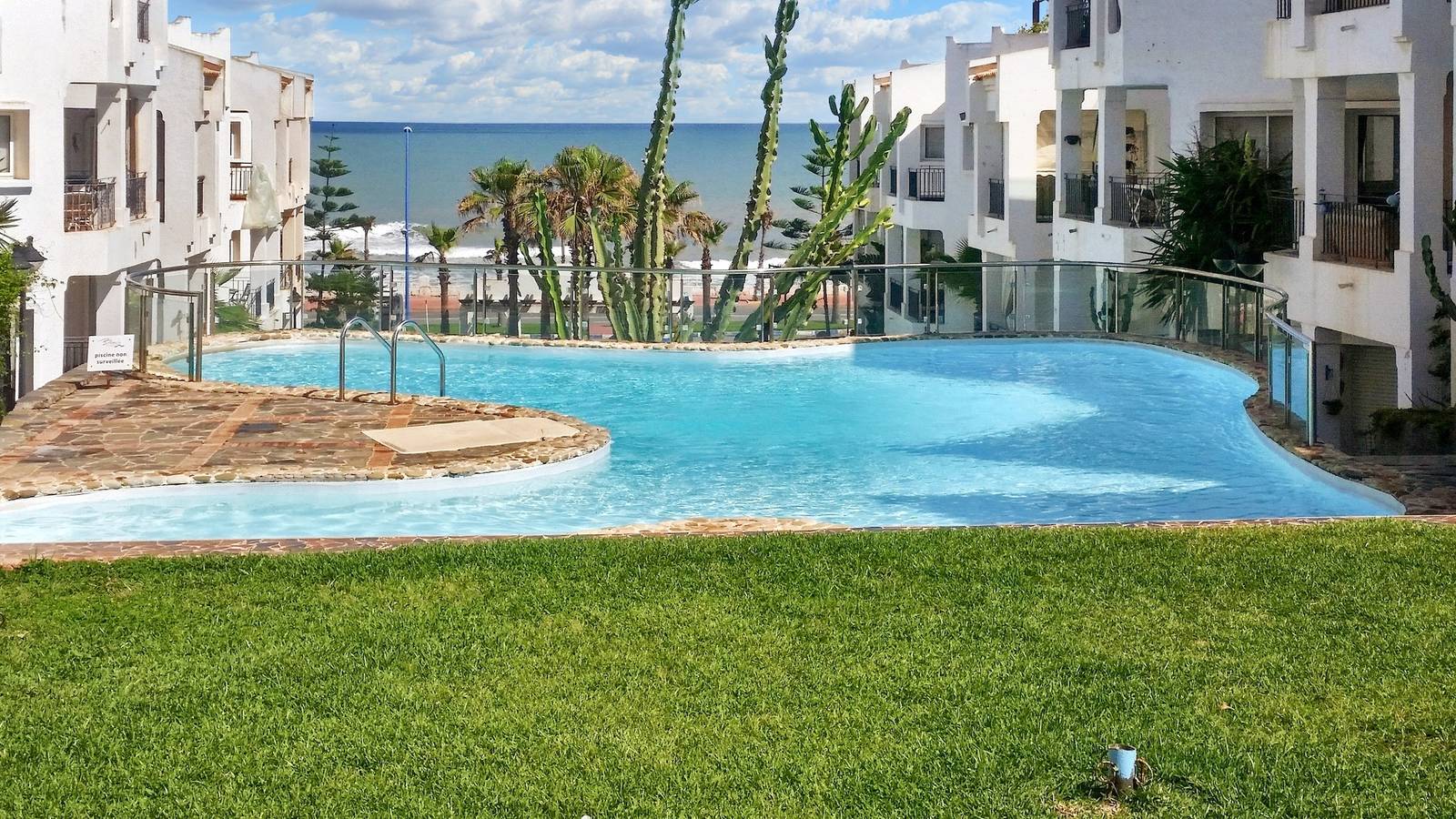 Ganze Wohnung, Komfortable Wohnung mit Pool in Tamaris - 75 m² - Meerblick in Dar Bouazza, Region Groß-Casablanca