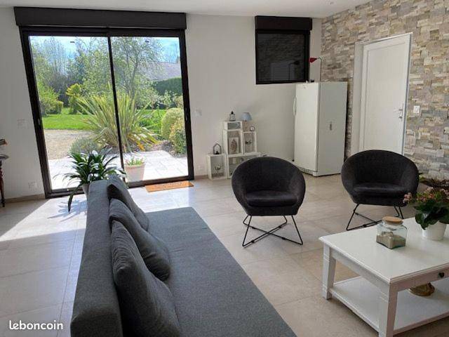 Appartement entier, Grand studio campagne Normande proche mer in Brouay, Région de Caen