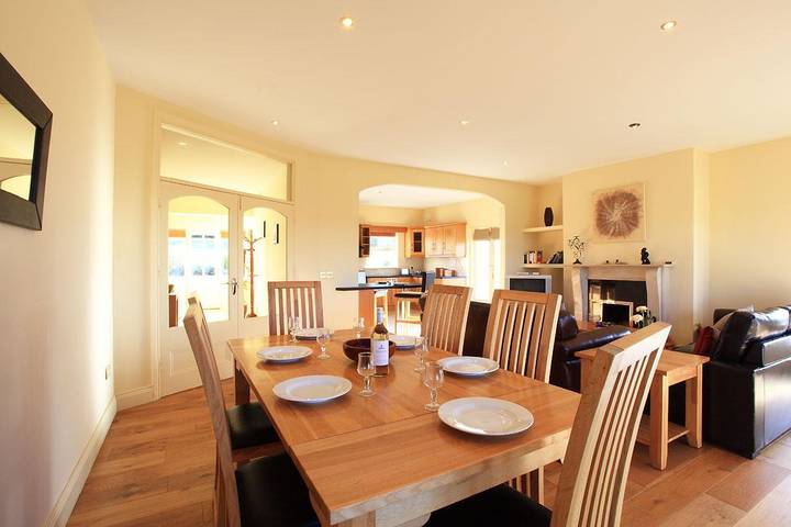 Residenz für 4 Personen, mit Seeblick und Balkon/Terrasse in Irland - 4