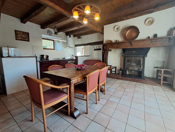 Location de vacances pour 6 personnes, avec terrasse et jardin à Monceaux-sur-Dordogne - 3