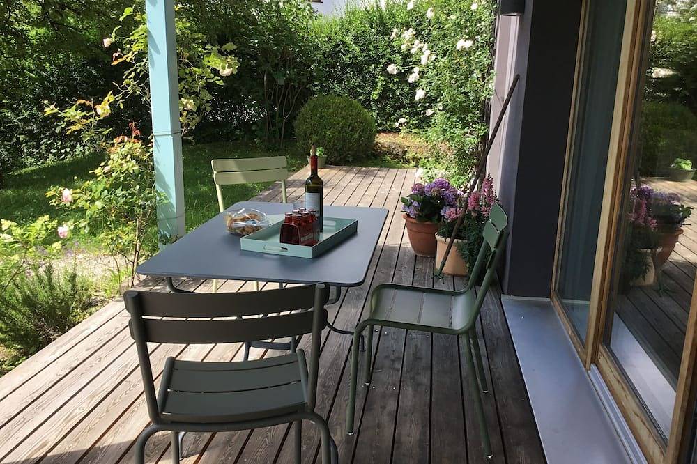 Ferienhaus mit Garten, Klarer Architektur und Puristischem Design in Dießen am Ammersee, Ammersee