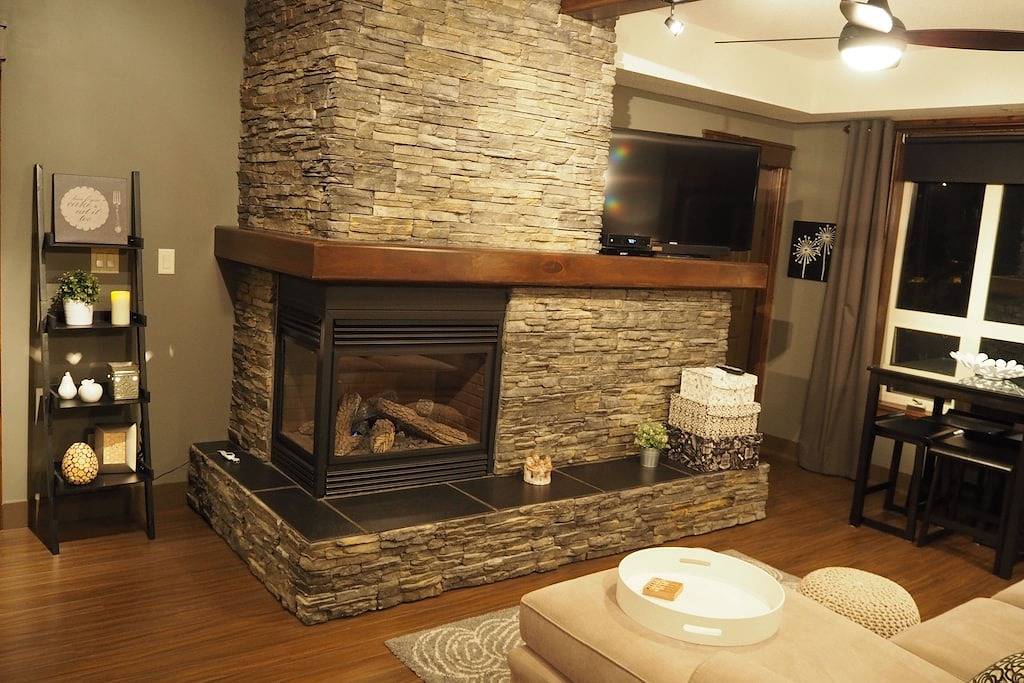 Ganze Wohnung, Executive Apartment mit 2 Schlafzimmern in Radium Hot Springs, Kootenay-Nationalpark