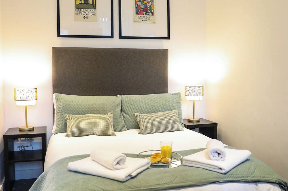 Entire apartment, Modern Apartment – Ideal for Contractors, Professionals or looking to Getaway in Slough, Berkshire