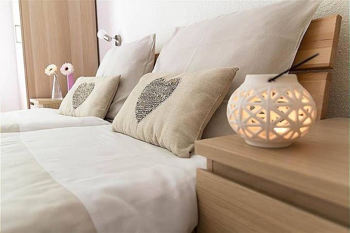 Ferienanlage für 5 Personen, mit Garten in der Eifel - 2