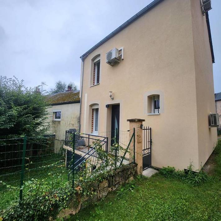 Location de vacances pour 6 personnes, avec jardin et vue, animaux acceptés à Château-Chinon (Ville) - 3