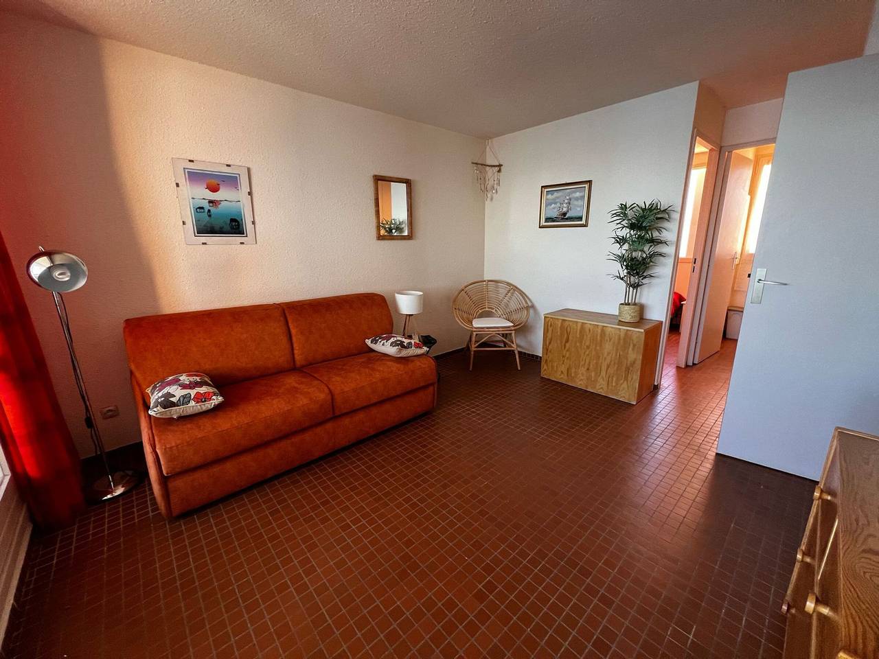 Ganze Wohnung, Gemütliche Wohnung mit Parkplatz, 4 Schlafplätze in Gruissan (Ville), Gruissan