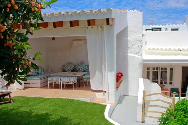 Location de vacances pour 6 personnes, avec vue et jardin à Alaior - 2