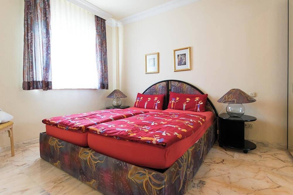 Apartamento entero, Large Penthouse Apartment in a Luxury Villa with Pool ans Sea View in Chayofa, Arona 