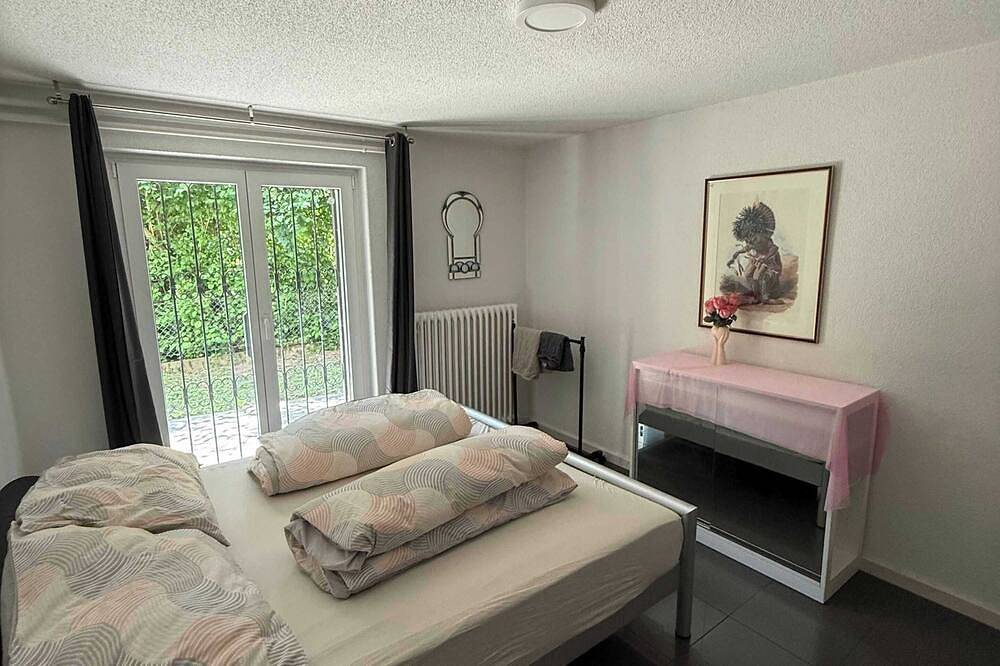 Comfortable Zürich Getaway with Garden Access in Zürich, Bezirk Zürich