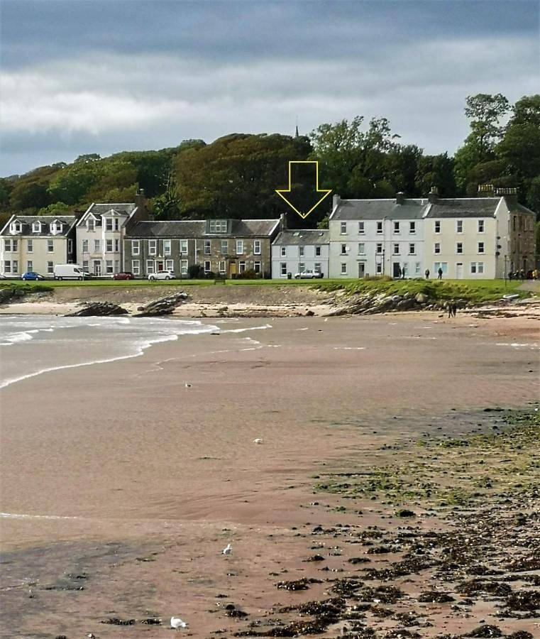 Entire apartment, One-Bedroom Apartment in Millport, Ayrshire