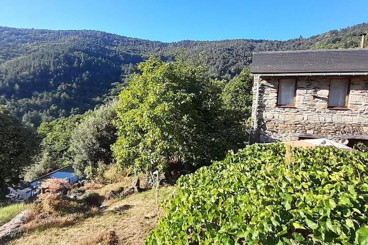 Gîte pour 4 personnes, avec terrasse et jardin à Malons-et-Elze