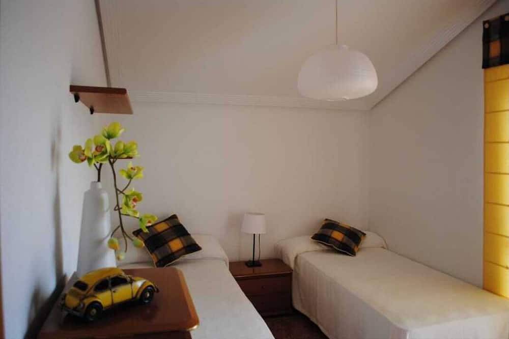 Villa Con Piscina Y Jacuzzi Independientes, Wifi, Bbq Y Vistas Al Mar. in Puerto de Mazarrón, Mazarrón