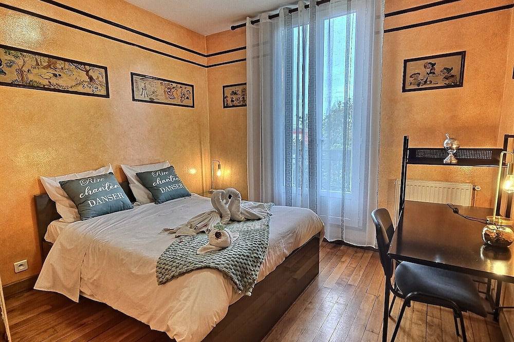 Majestic residence 20 minutes from Paris in Noisy-le-Grand, Seine-Saint-Denis