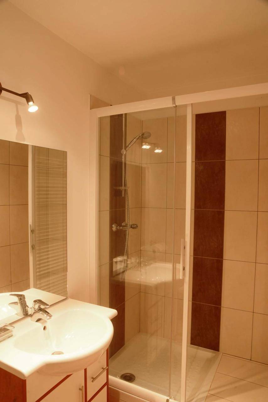 Appartement entier, Apartment (2 Adults) in Plombières-les-Bains, Parc naturel régional des Ballons des Vosges