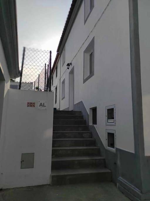 Location de vacances pour 6 personnes, avec jardin dans Água de Alto - 3