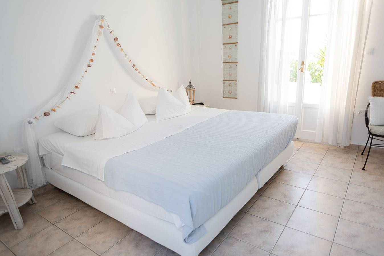 Elarionis Bungalow, Divine Sea Views, Furnished Terrace, Milos in Pollonia, Milos