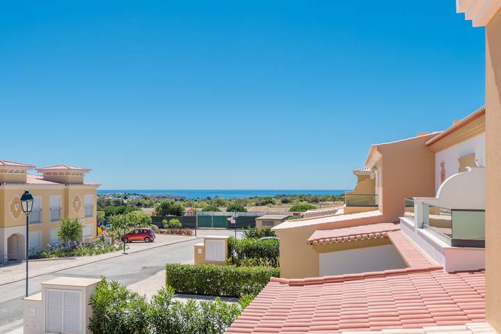 Chalet para 6 personas, con piscina y jardín además de vistas y terraza en Algarve - 3