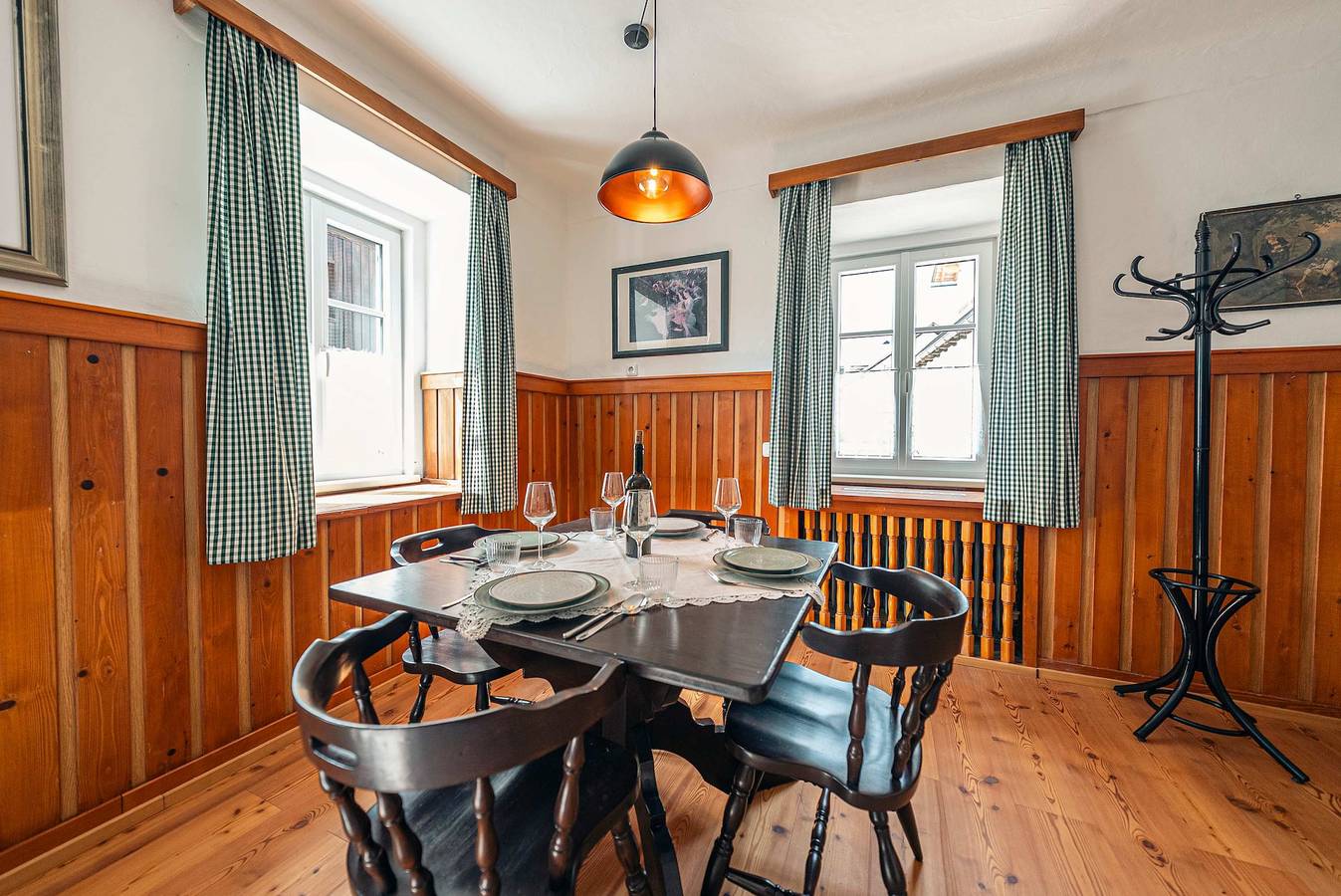 Ganze Wohnung, Ferienwohnung für 4 Personen mit Garten in Altaussee, Totes Gebirge