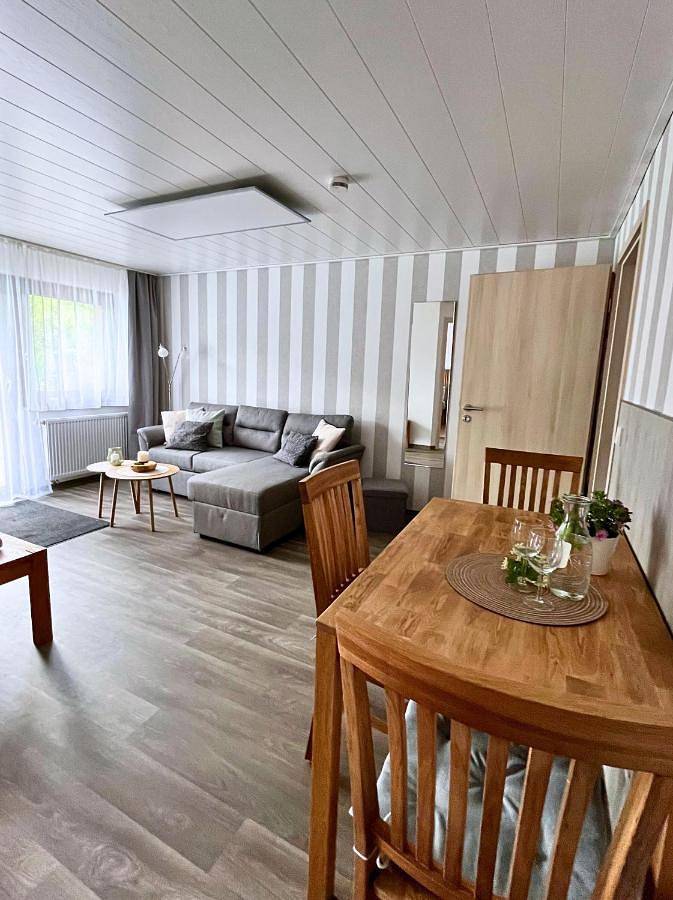 Ferienwohnung für 3 Personen, mit Terrasse und Garten sowie Sauna und Ausblick in Waldstetten