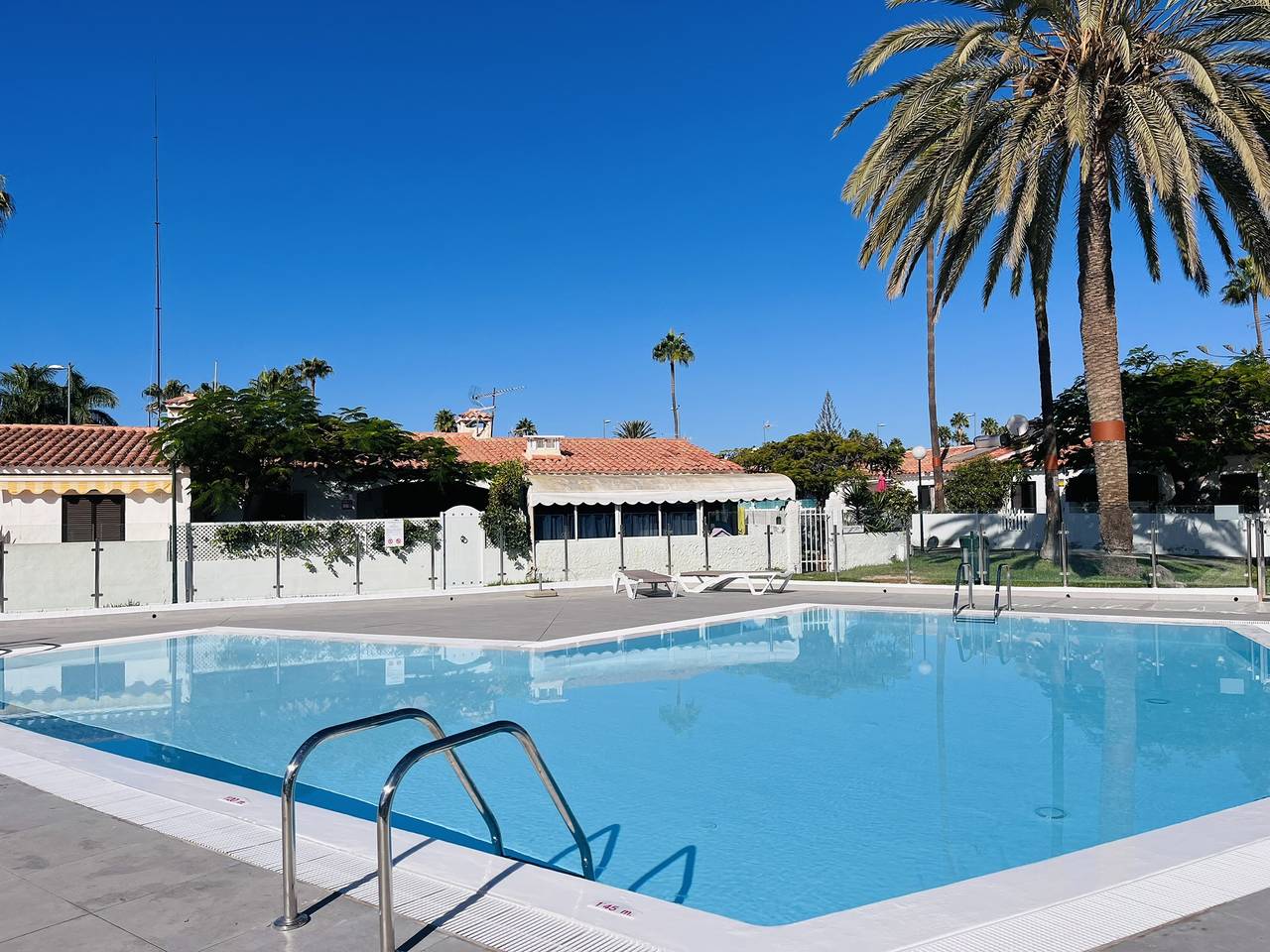Santa Barbara Tropical by Alquiler de Sueno – 2 private Terrassen in Maspalomas, San Bartolomé de Tirajana