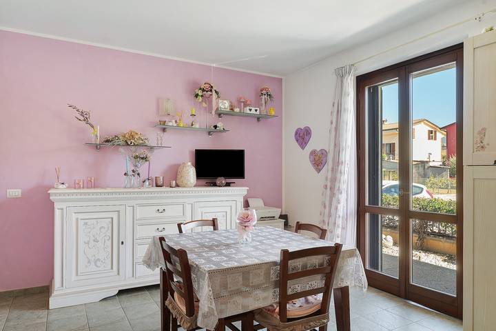 Hel lägenhet, Apartment 'Un Filo Di Lilla' with Private Terrace in Santa Maria degli Angeli, Assisi