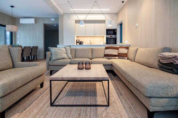 Ferienhaus für 7 Personen, mit Terrasse und Whirlpool sowie Sauna auf den Lofoten - 4