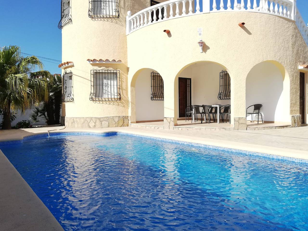 Chalet para 6 personas con jardín in Almadraba, Costa Blanca