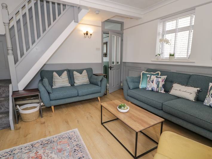 Mid Haven Cottage in Conwy, Conwy region