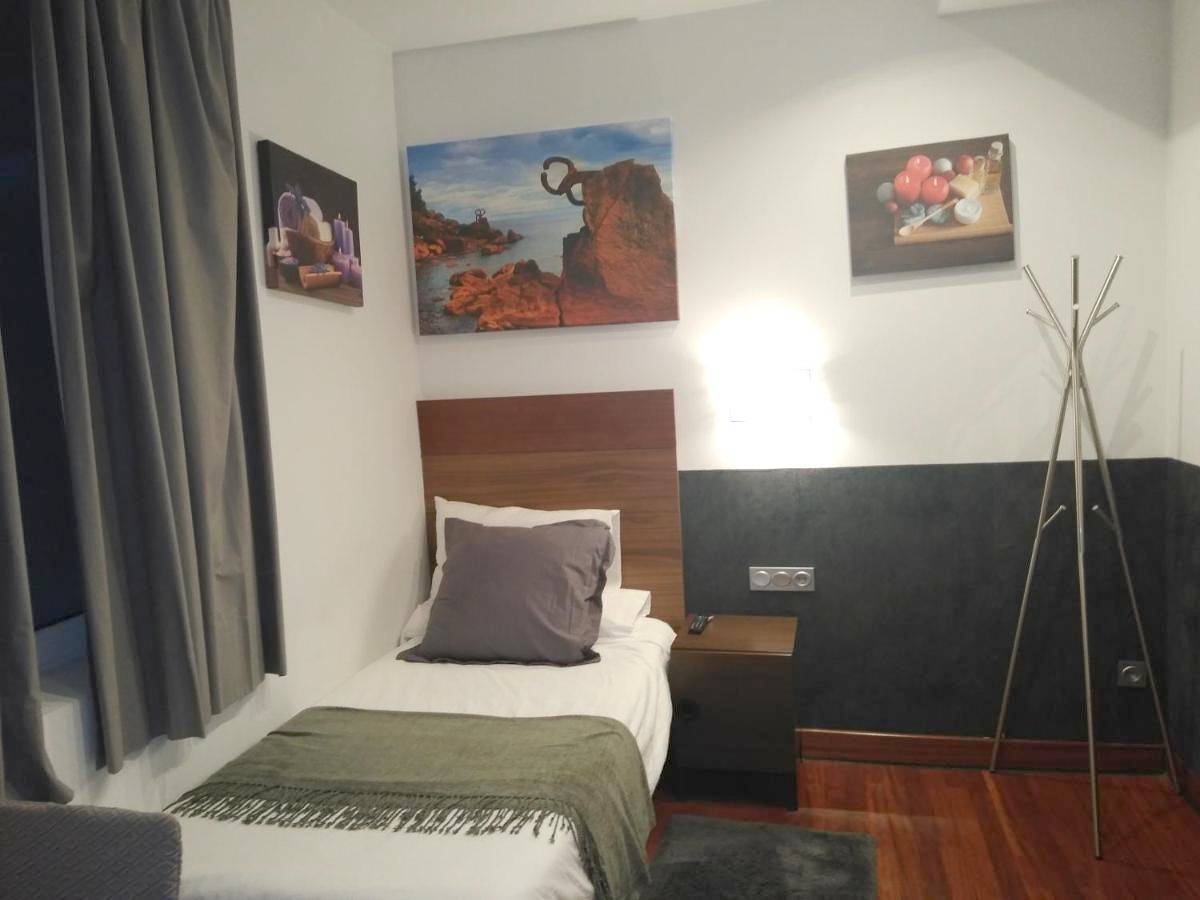 Hostal San Sebastian Centro in San Sebastián, Costa Vasca