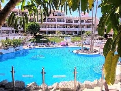 Holiday apartment for 4 people, with garden and pool, child-friendly in Golf del Sur